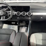 wnetrze mercedesa glb